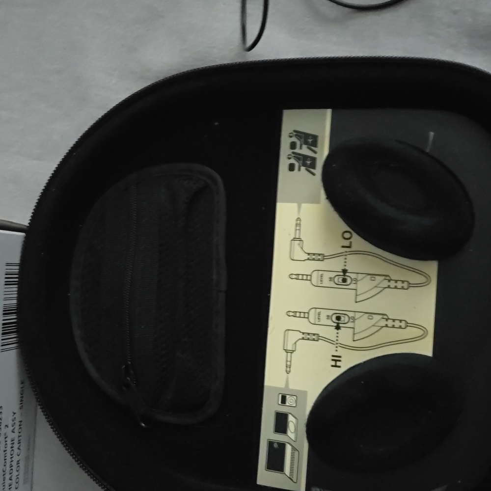 📚Bose QuietComfort 2 Acoustic Noise Cancelling Headphones - Picture 6 of 16